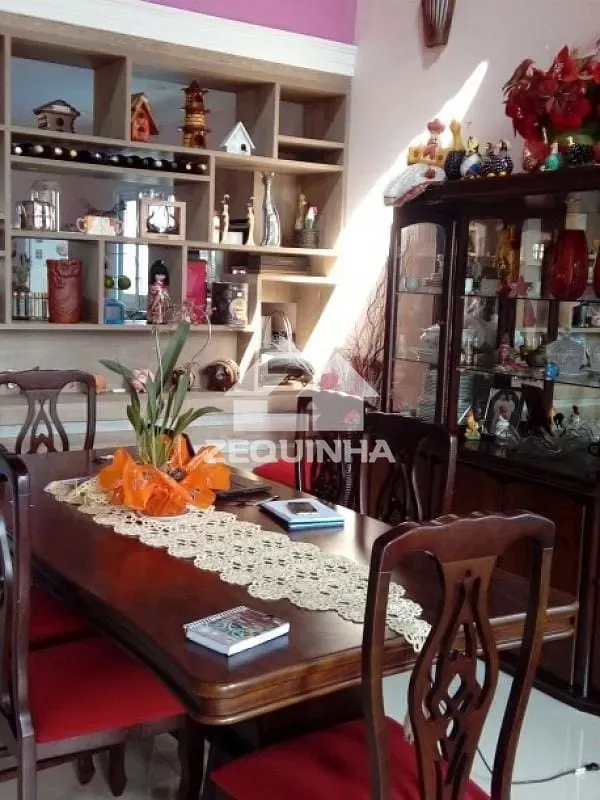 Casa, 3 quartos, 320 m² - Foto 3