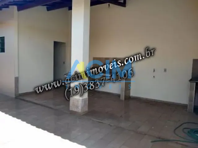 Casa com 250m² 2 quartos e 1 banheiro, à venda, no bairro Berlim em Jaguariúna