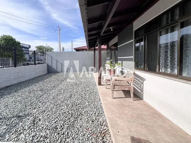 Casa com 465m² 2 quartos e 1 banheiro, à venda, no bairro Cordeiros em Itajaí