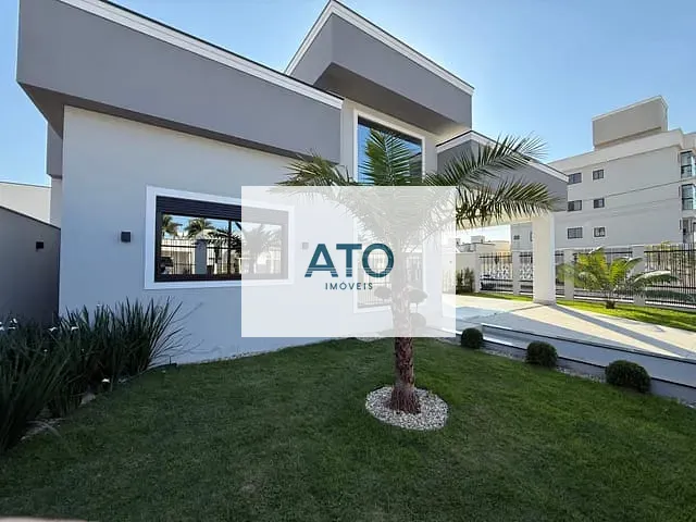 Casa com 288m² 3 quartos e 2 banheiros, à venda, no bairro Areias em Tijucas
