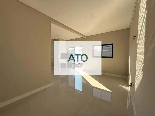 Casa com 288m² 3 quartos e 2 banheiros, à venda, no bairro Areias em Tijucas