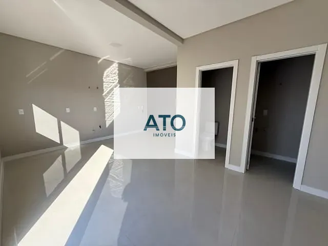 Casa com 288m² 3 quartos e 2 banheiros, à venda, no bairro Areias em Tijucas