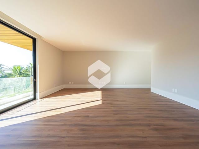 Casa com 1023m² 5 quartos e 7 banheiros, à venda, no bairro Barra da Tijuca em Rio de Janeiro