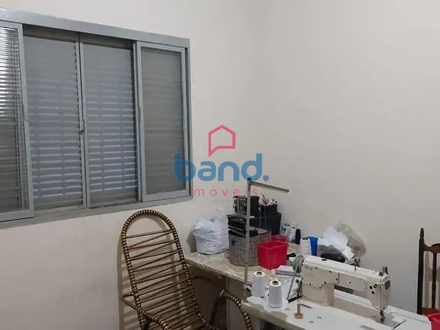 Casa com 204m² 4 quartos e 2 banheiros, à venda, no bairro Vila Tuani em Porto Feliz