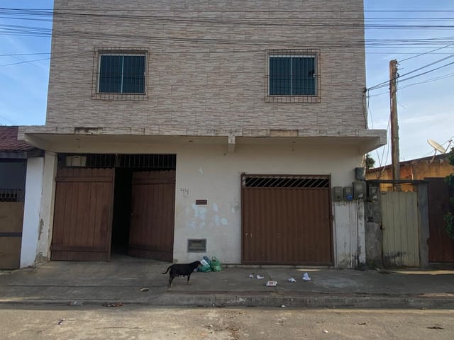 Casa com 255m² 6 quartos e 5 banheiros, à venda, no bairro Parque Penha em Campos dos Goytacazes