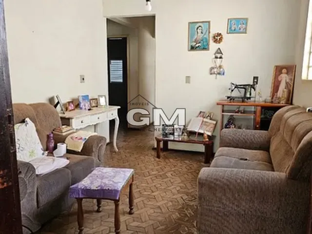 Casa com 172m² 3 quartos e 2 banheiros, à venda, no bairro Vila Tibério em Ribeirão Preto