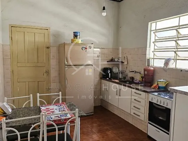 Casa com 172m² 3 quartos e 2 banheiros, à venda, no bairro Vila Tibério em Ribeirão Preto