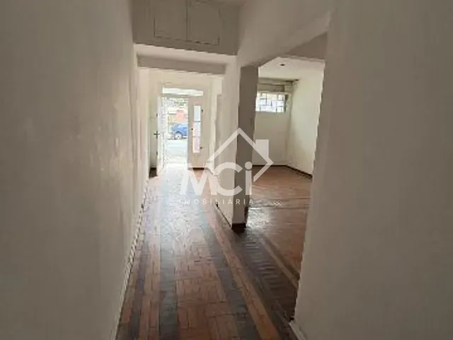 Casa com 225m² 2 quartos e 2 banheiros, à venda, no bairro Centro em Pelotas