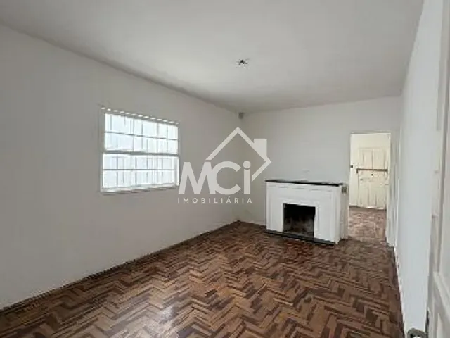 Casa com 225m² 2 quartos e 2 banheiros, à venda, no bairro Centro em Pelotas