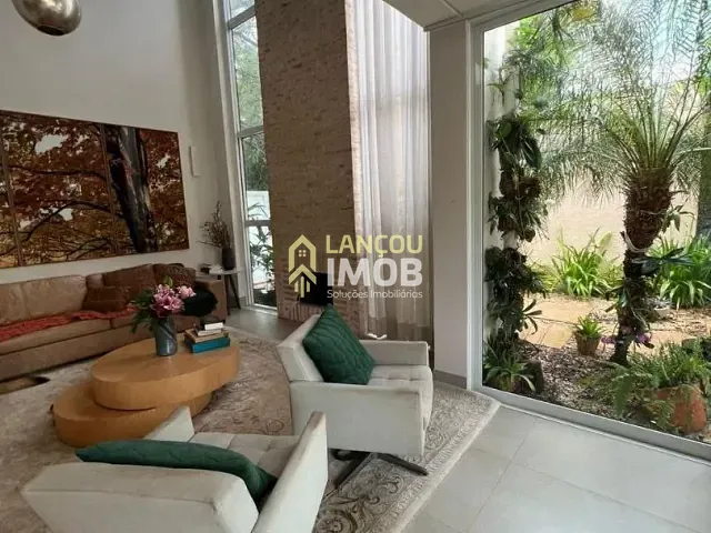 Casa com 559m² 5 quartos e 5 banheiros, à venda, no bairro Cidade Santos Dumont em Jundiaí