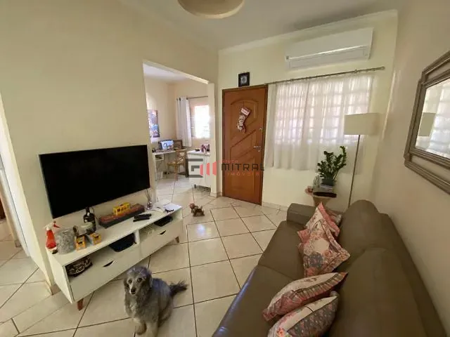 Casa com 202m² 3 quartos e 2 banheiros, à venda, no bairro Jardim São Tomás em Londrina