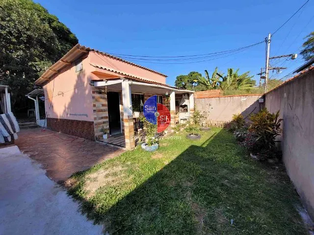 Casa com 360m² 2 quartos e 2 banheiros, à venda, no bairro Jardim da Paz (Praia de Mauá) em Magé