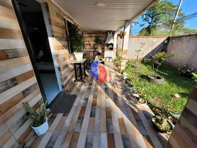 Casa com 360m² 2 quartos e 2 banheiros, à venda, no bairro Jardim da Paz (Praia de Mauá) em Magé