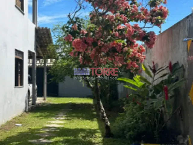 Casa com 390m² 4 quartos e 3 banheiros, à venda, no bairro São Francisco em Ilhéus