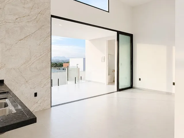 Casa com 400m² 3 quartos e 4 banheiros, à venda, no bairro Alphaville em Rio das Ostras