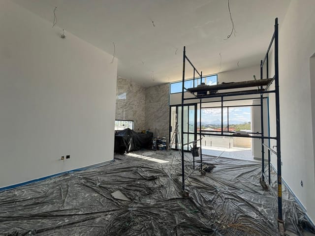 Casa com 400m² 3 quartos e 4 banheiros, à venda, no bairro Alphaville  em Rio das Ostras