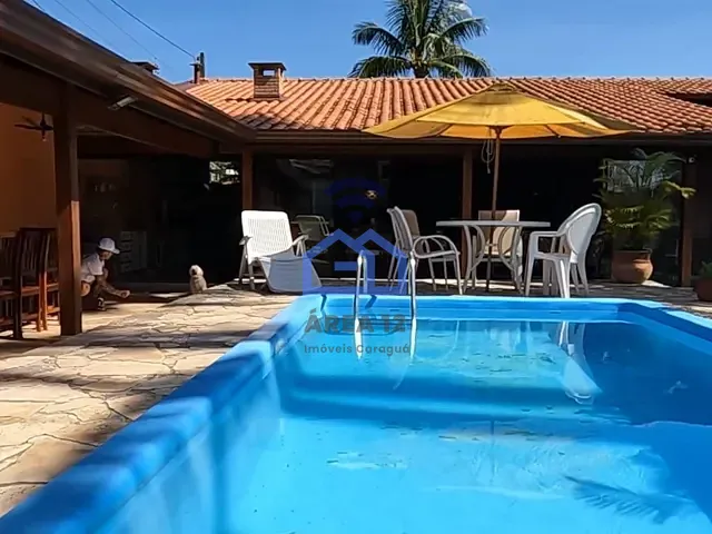 Casa com 986m² 4 quartos e 4 banheiros, à venda, no bairro Praia das Palmeiras em Caraguatatuba
