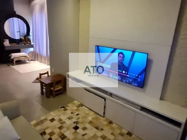 Casa 2 quartos e 3 banheiros, à venda, no bairro Centro em Tijucas