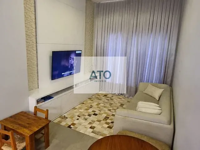Casa 2 quartos e 3 banheiros, à venda, no bairro Centro em Tijucas