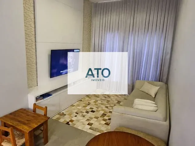 Casa 2 quartos e 3 banheiros, à venda, no bairro Centro em Tijucas