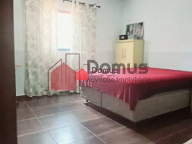Casa com 250m², à venda, no bairro Residencial Pasin em Pindamonhangaba