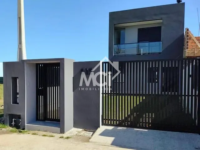 Casa 3 quartos e 3 banheiros, à venda, no bairro Três Vendas em Pelotas