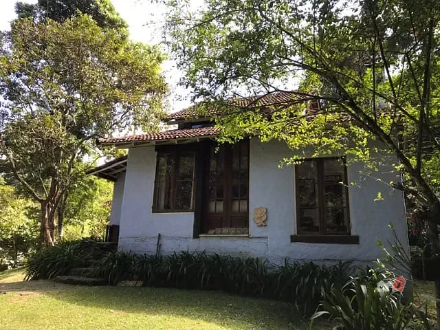 Casa com 1000m², à venda, no bairro Duarte Silveira em Petrópolis