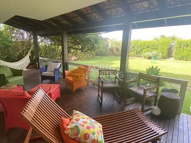 Casa com 600m² 8 quartos e 6 banheiros, para alugar, no bairro Ingleses do Rio Vermelho em Florianópolis