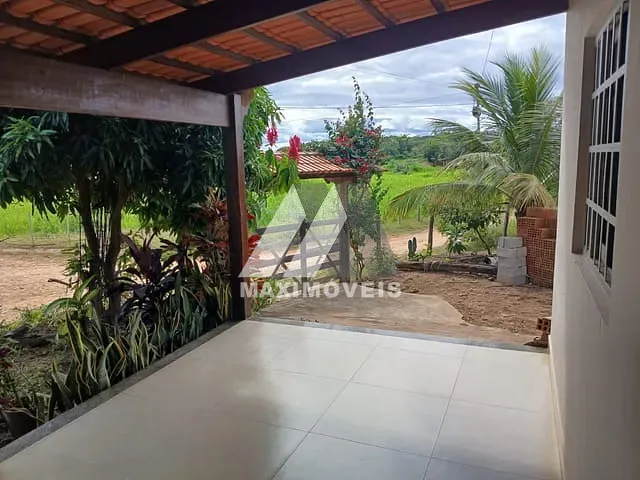Casa 3 quartos e 2 banheiros, à venda, no bairro Gravtá em Araçuaí