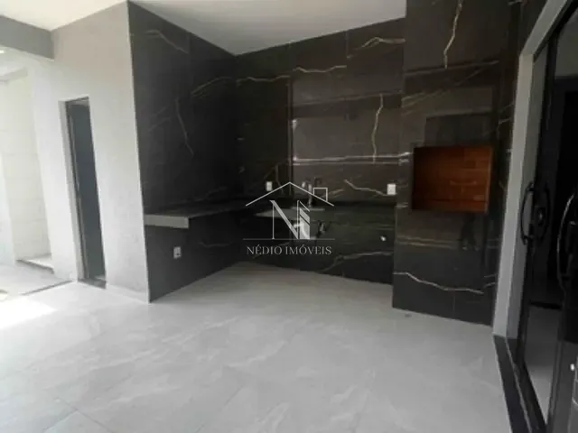 Casa com 240m² 3 quartos e 2 banheiros, à venda, no bairro Pindobas em Maricá