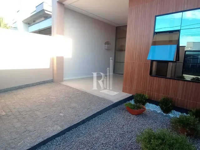 Casa 2 quartos e 1 banheiro, à venda, no bairro Areias em Tijucas