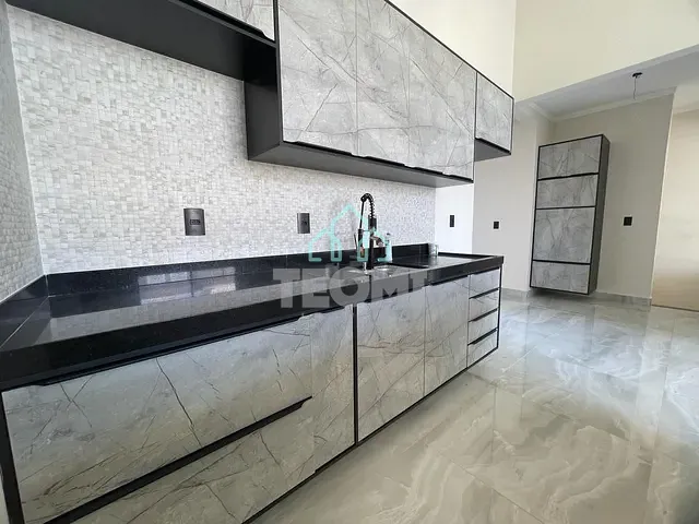 Casa com 256m² 3 quartos e 3 banheiros, à venda, no bairro Caminho Novo em Tremembé