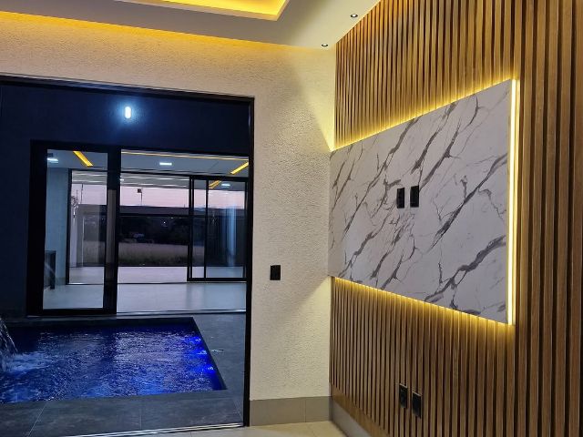 Casa com 360m² 4 quartos e 5 banheiros, à venda, no bairro Moinho dos Ventos em Goiânia