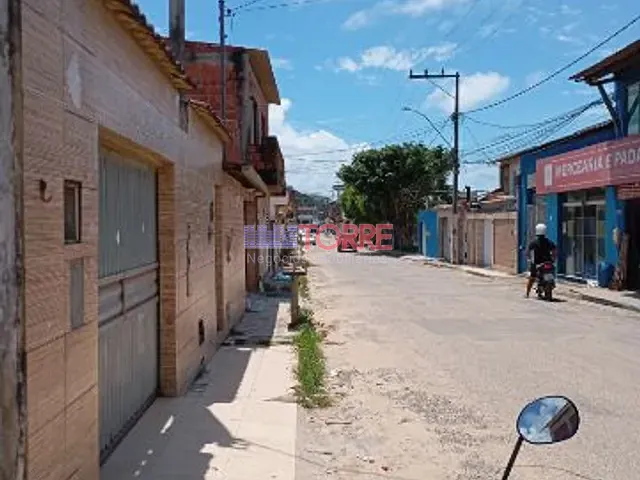 Casa com 128m² 2 quartos e 2 banheiros, à venda, no bairro Ilhéus II em Ilhéus