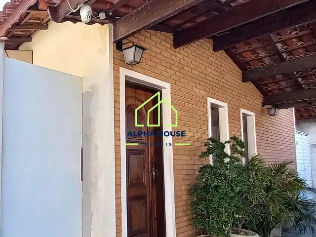 Casa com 375m² 3 quartos e 2 banheiros, à venda, no bairro Vila Resende em Caçapava