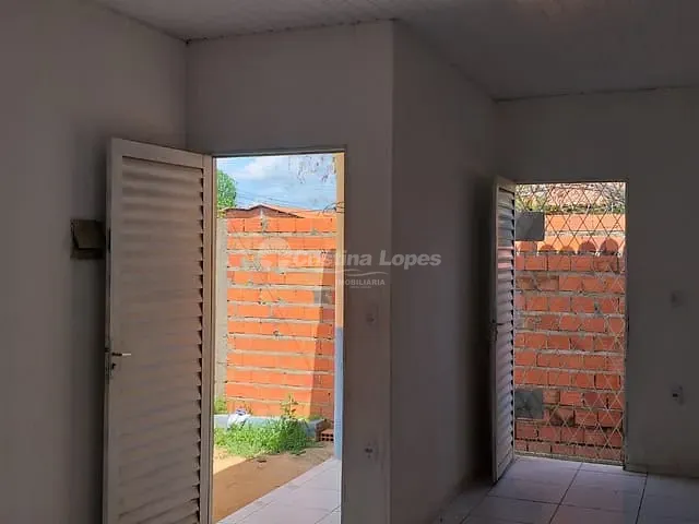Casa 3 quartos e 1 banheiro, à venda, no bairro Portal da Alegria em Teresina