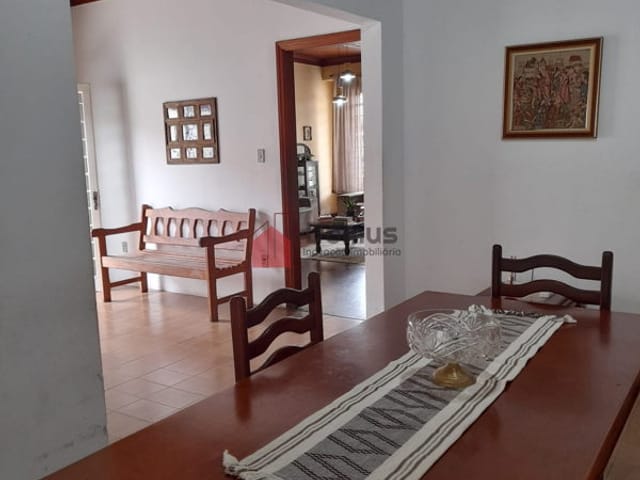 Casa com 460m², à venda, no bairro Centro em Pindamonhangaba