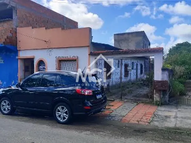 Casa 4 quartos e 2 banheiros, à venda, no bairro Três Vendas em Pelotas