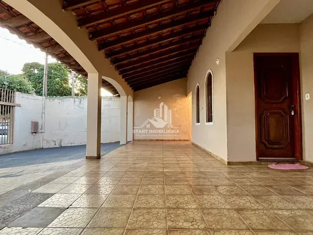 Casa 3 quartos e 2 banheiros, à venda, no bairro Chácara Santo Antônio em Pederneiras