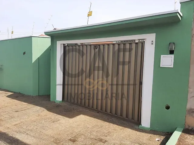 Casa com 250m² 3 quartos e 2 banheiros, à venda, no bairro Parque Residencial Pedra Branca em Santo Antônio de Posse