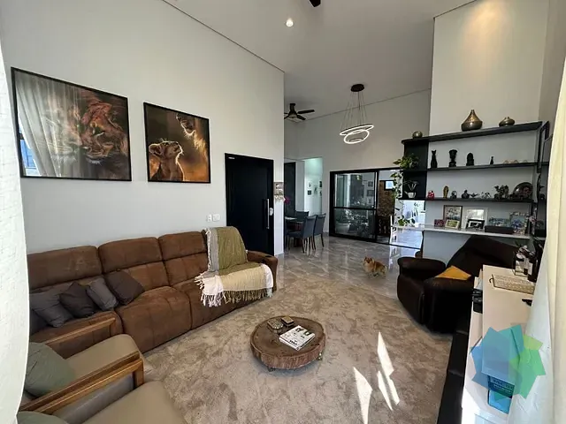 Casa com 493m² 3 quartos e 3 banheiros, à venda, no bairro Buru em Salto
