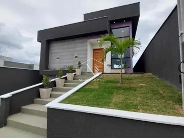 Casa com 240m² 3 quartos e 2 banheiros, à venda, no bairro Pindobas em Maricá