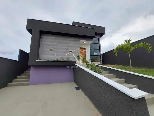 Casa com 240m² 3 quartos e 2 banheiros, à venda, no bairro Pindobas em Maricá