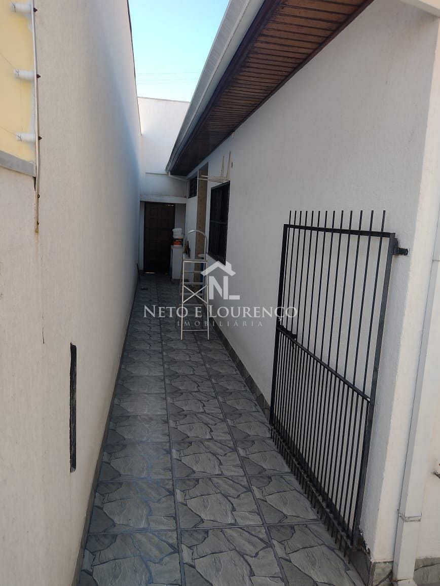 Casa à venda com 3 quartos, 144m² - Foto 3