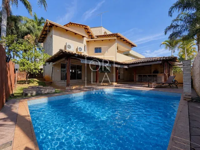 Casa com 545m² 4 quartos e 5 banheiros, à venda, no bairro Jardim Mariliza em Goiânia