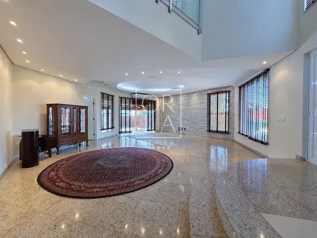 Casa com 545m² 4 quartos e 5 banheiros, à venda, no bairro Jardim Mariliza em Goiânia