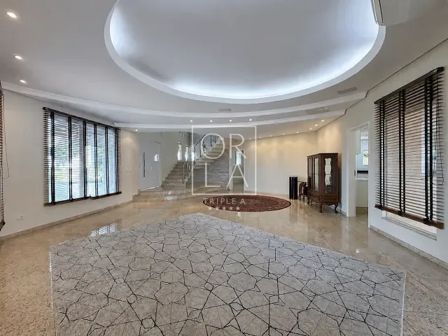 Casa com 545m² 4 quartos e 5 banheiros, à venda, no bairro Jardim Mariliza em Goiânia