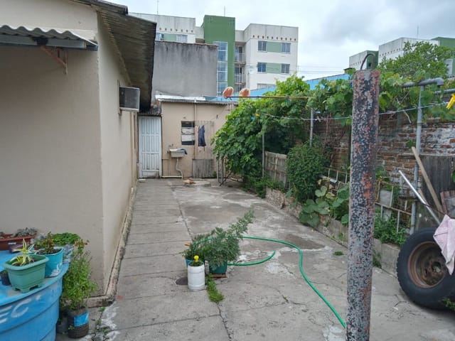 Casa com 240m² 2 quartos e 2 banheiros, à venda, no bairro Fragata em Pelotas