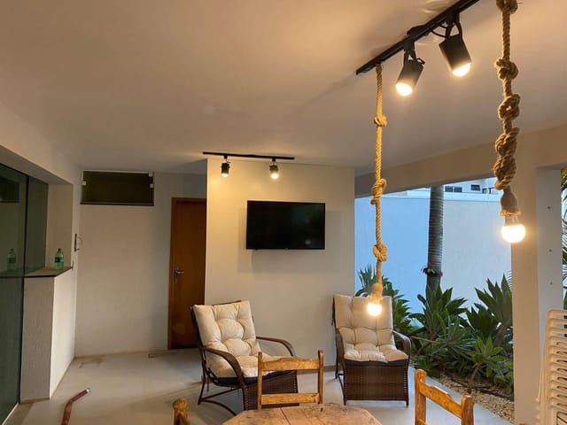 Casa com 300m², à venda, no bairro Riviera de São João em São João da Boa Vista