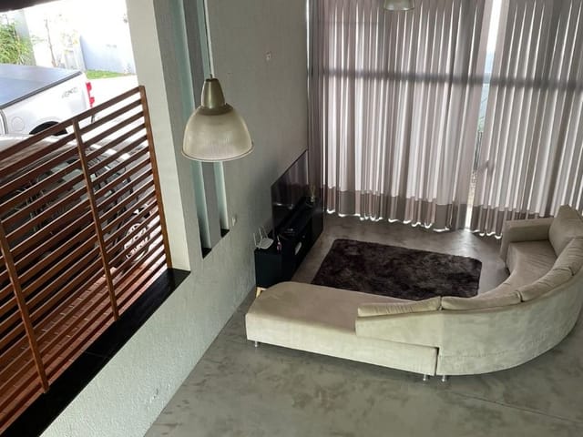 Casa com 300m², à venda, no bairro Riviera de São João em São João da Boa Vista